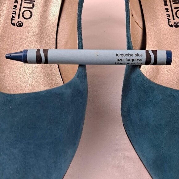 Bandolino Size 7.5M Turquoise Suede Heels Pointed Toe Made In Italy - Picture 9 of 10